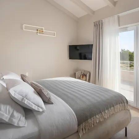 4 Bedroom Gorgeous In
